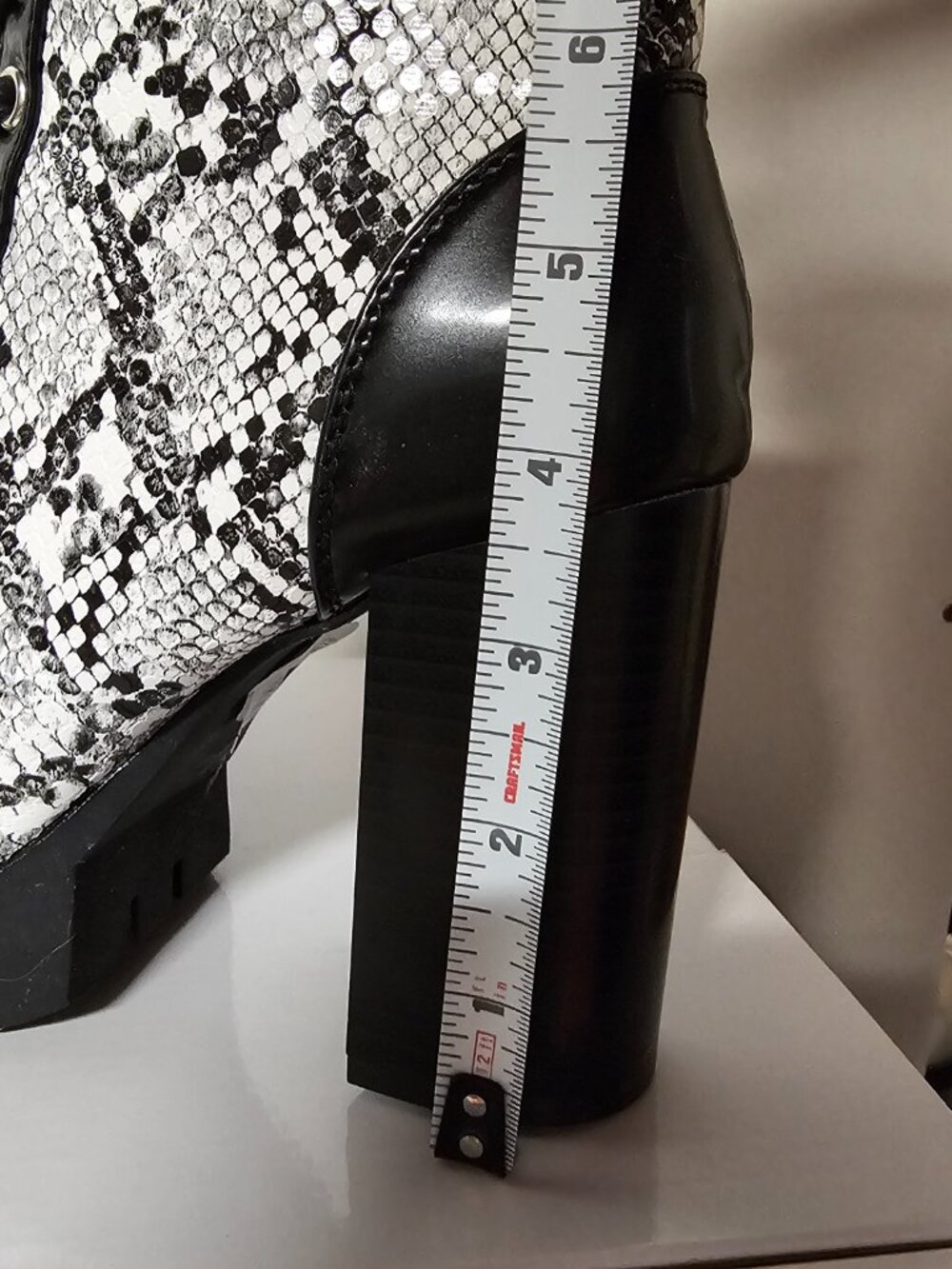 Black animal print boots - Picture 4 of 8